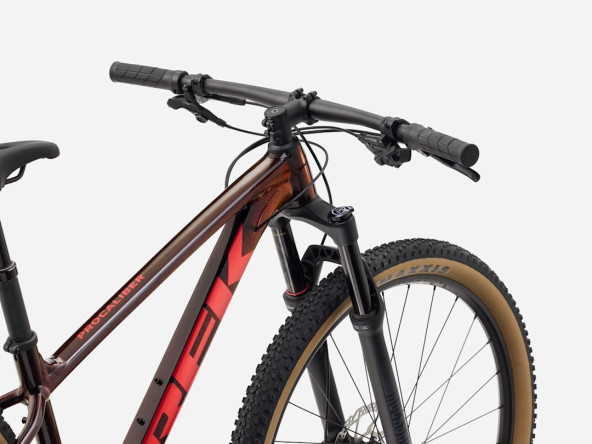 Велосипед Trek Procaliber 8 2027 (Red Serpentine)