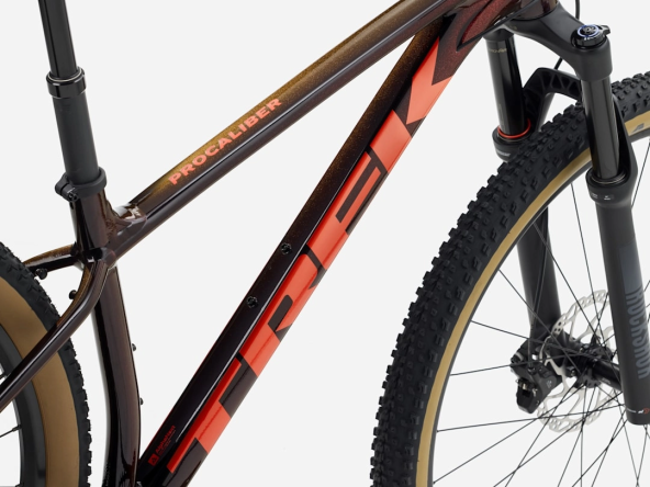 Велосипед Trek Procaliber 8 2027 (Red Serpentine)
